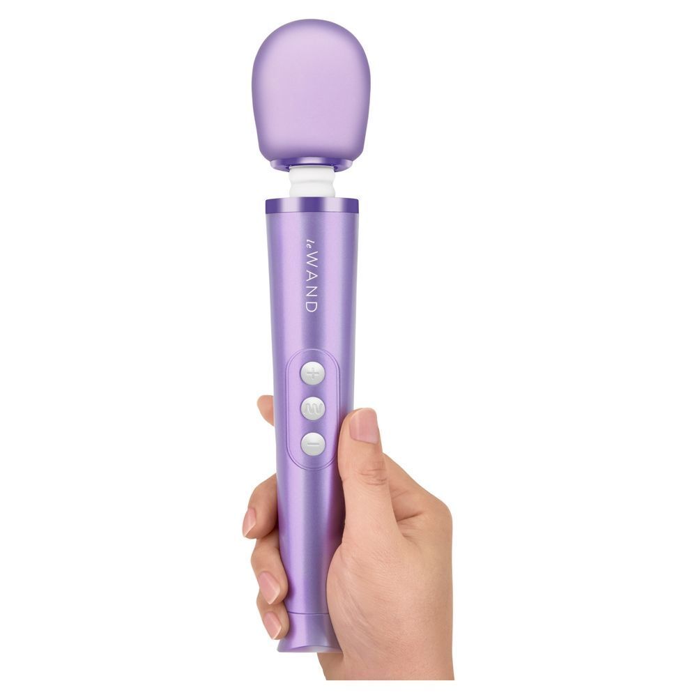 Le Wand Petite Rechargeable Vibrating Massager Violet – App-Controlled Wand Vibrator | Premium Wireless UK Toy